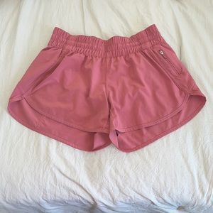 🍋Lululemon Tracker Shorts 4”